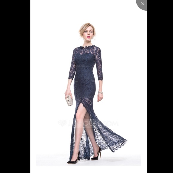 NWT - Red Lace Long Dress with mid-length sleeves - Picture 8 of 8